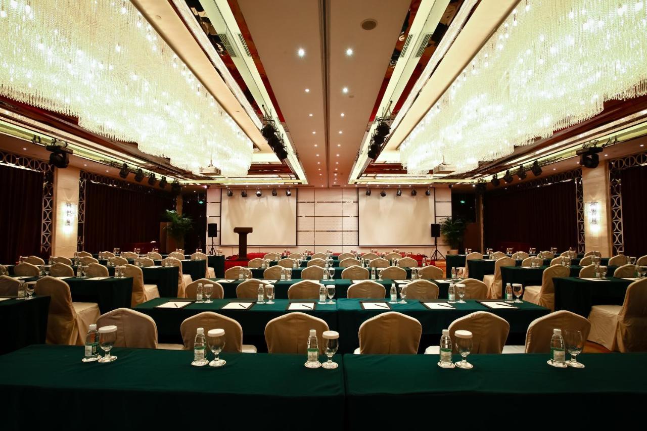 Celebrity Upper Class Hotel Chengdu Exterior foto